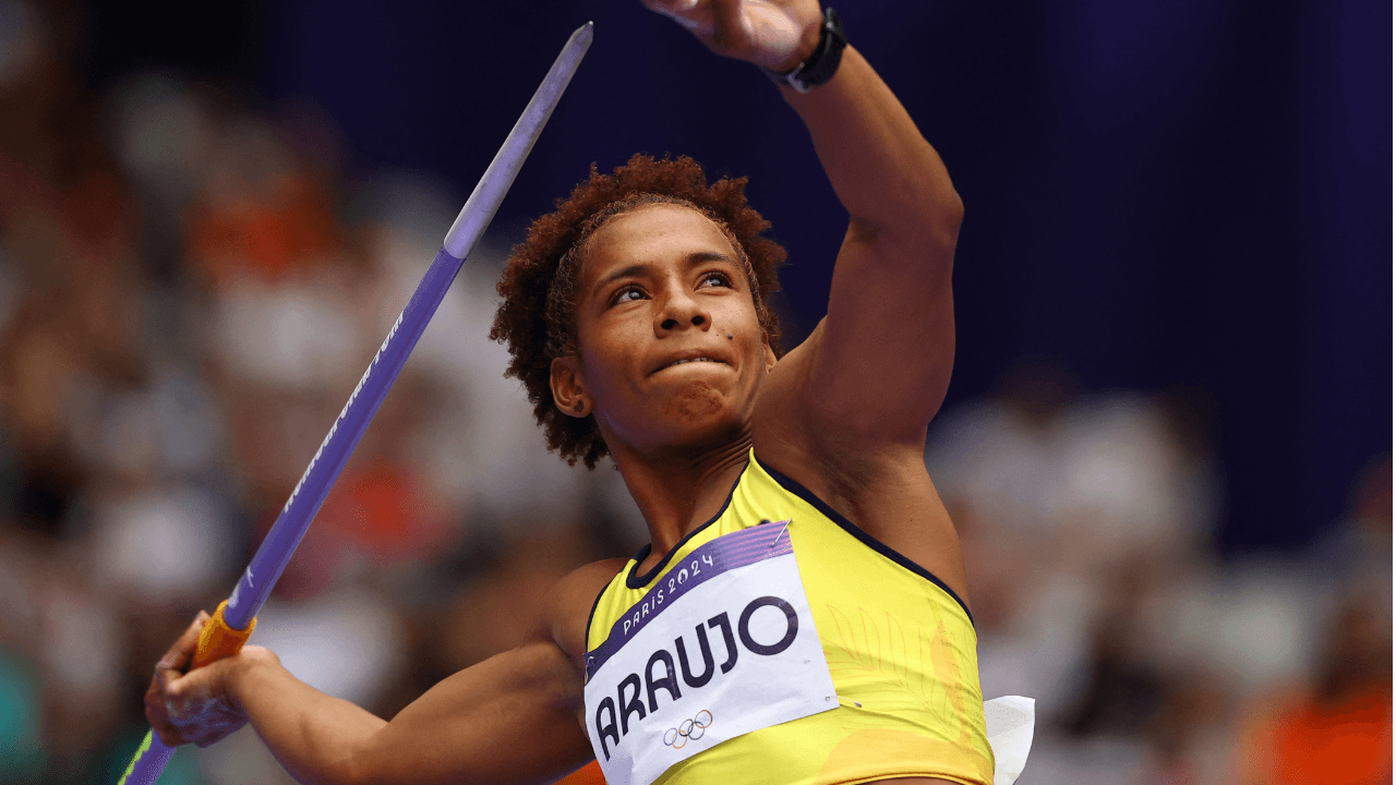 valeria_araujo_compite_en_lanzamiento_de_jabalina.png