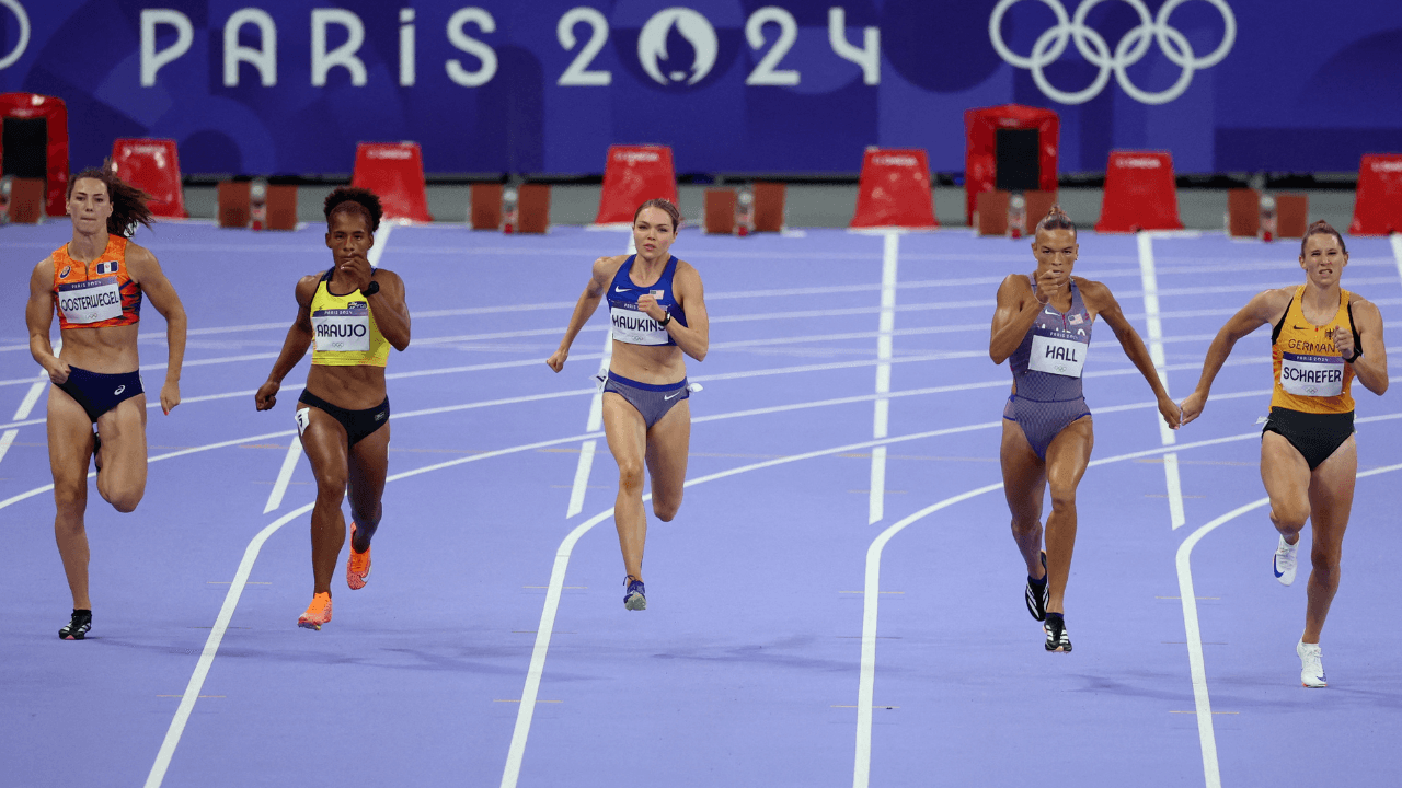 valeria_araujo_compite_en_los_800_metros_planos.png