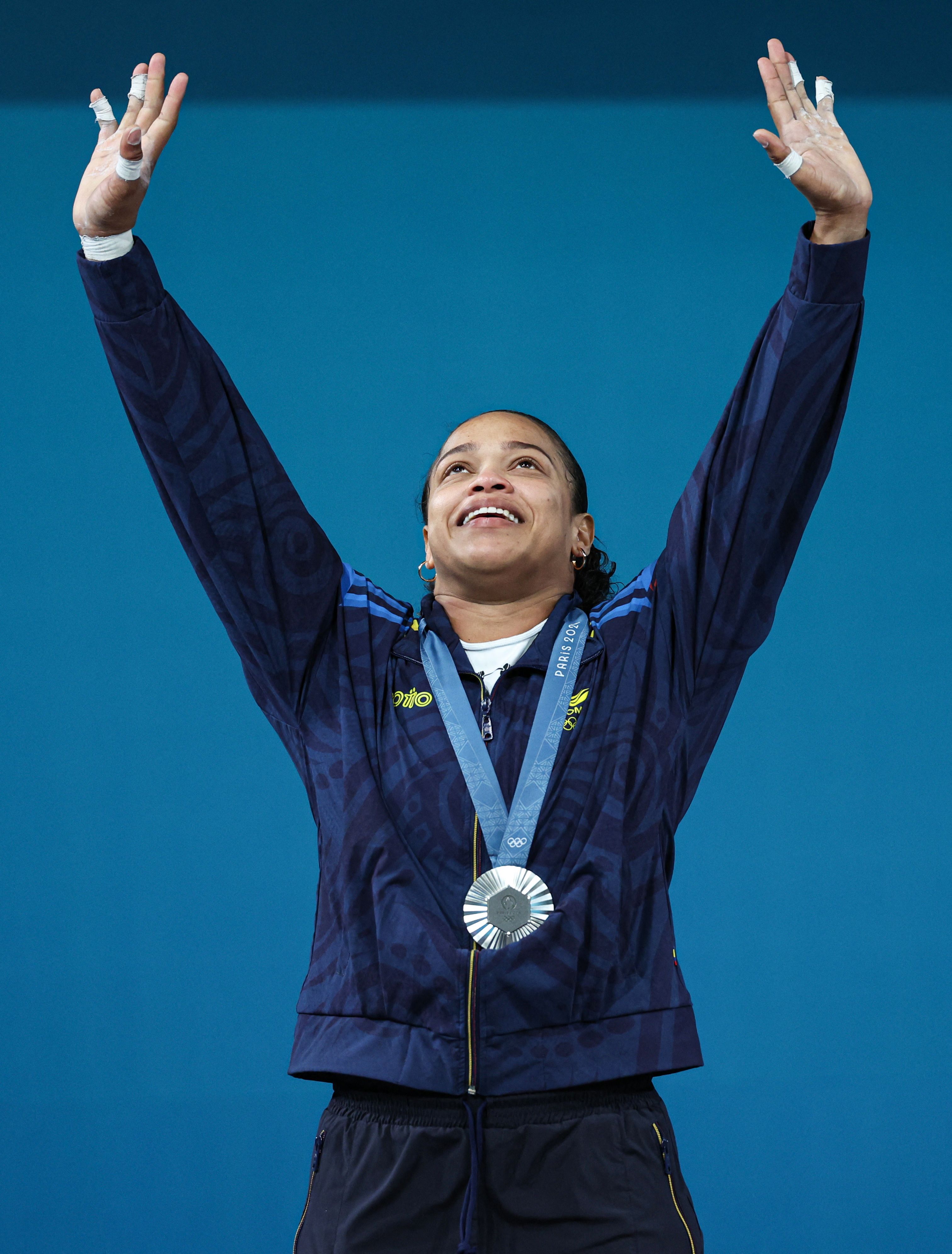 2024-08-09t195448z_618881448_up1ek891jb95h_rtrmadp_3_olympics-2024-weightlifting.jpg