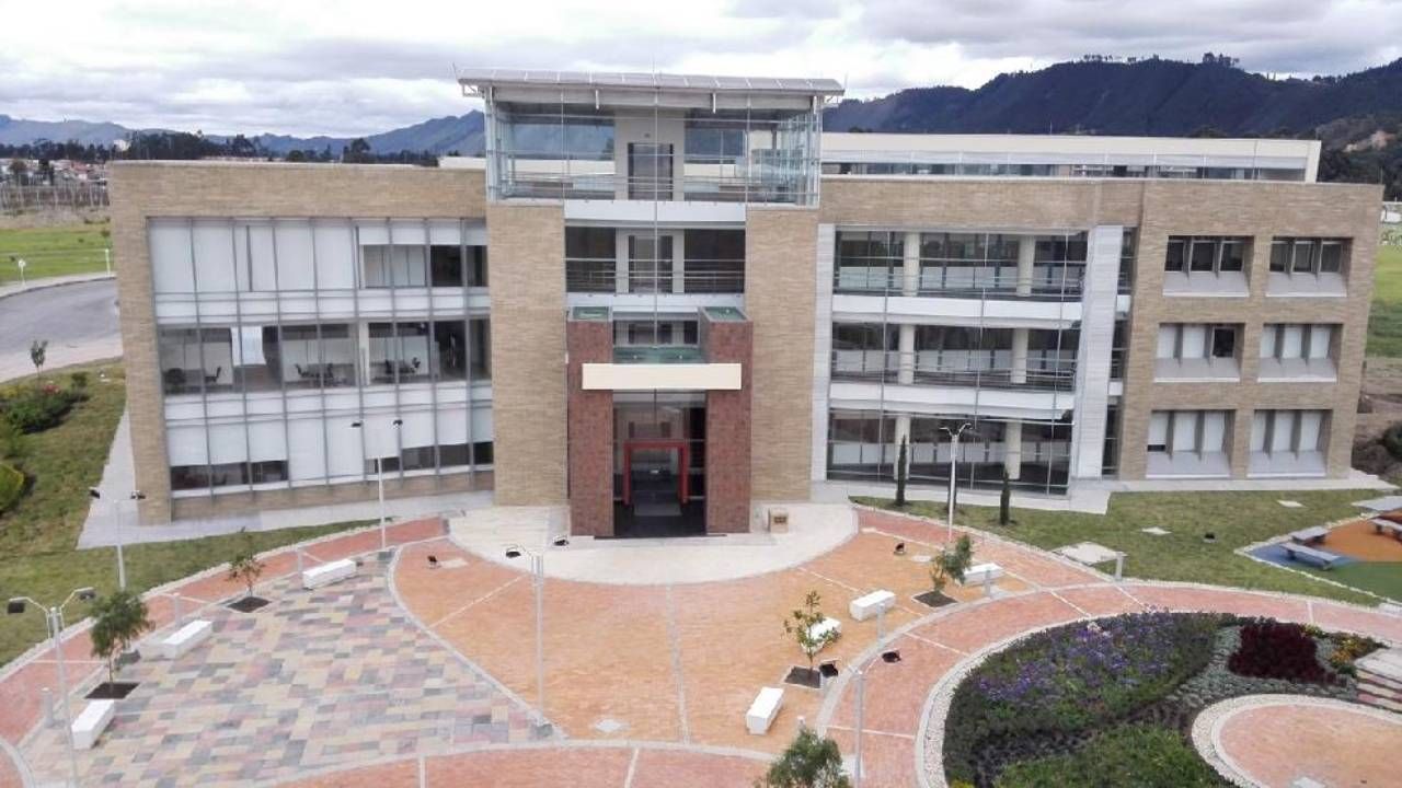 universidad_militar_0.jpg