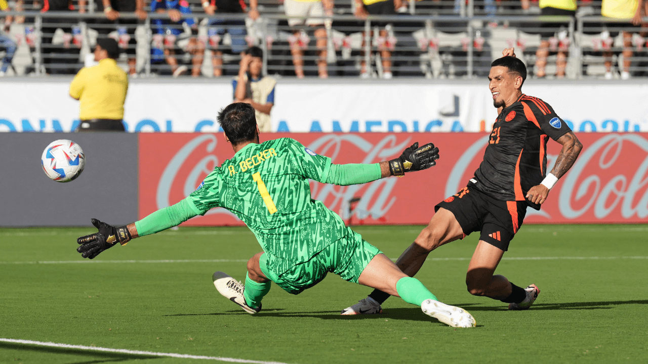 daniel_munoz_futbolista_de_la_seleccion_colombia_0.png