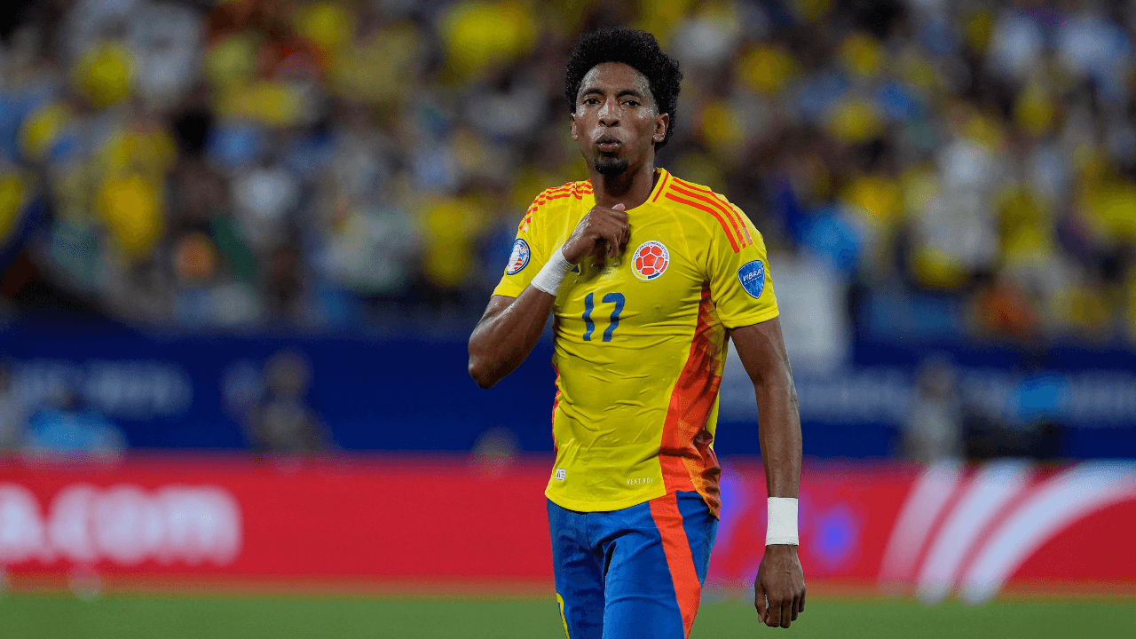 johan_mojica_futbolista_de_la_seleccion_colombia_0.png