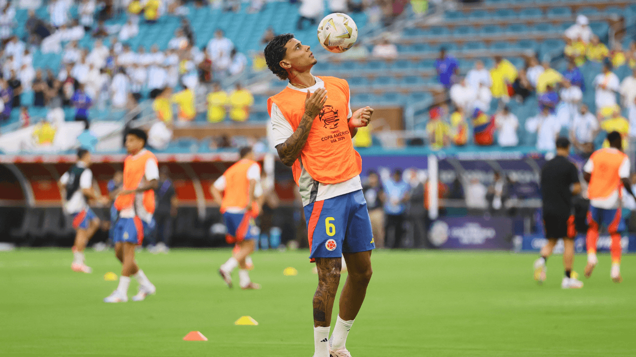 richard_rios_controla_el_balon_en_calentamiento_0.png