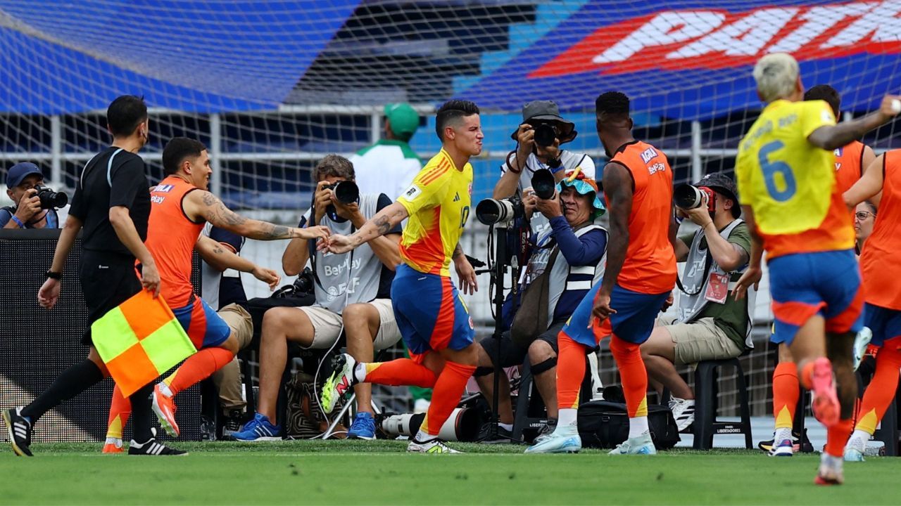 james_gol_contra_argentina_5.jpg