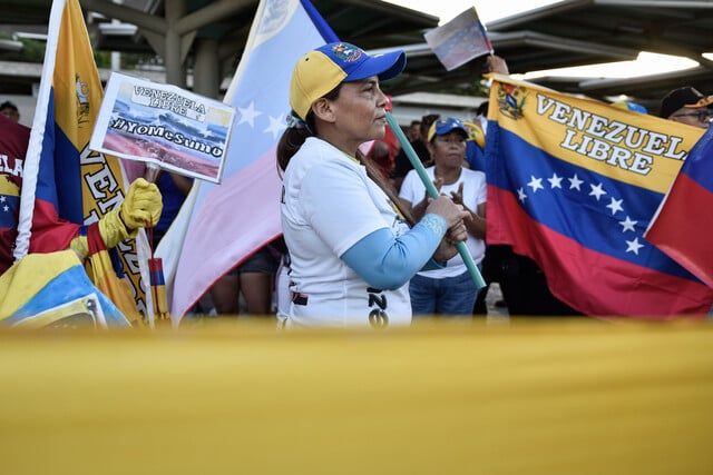 venezolanos_normal.jpg