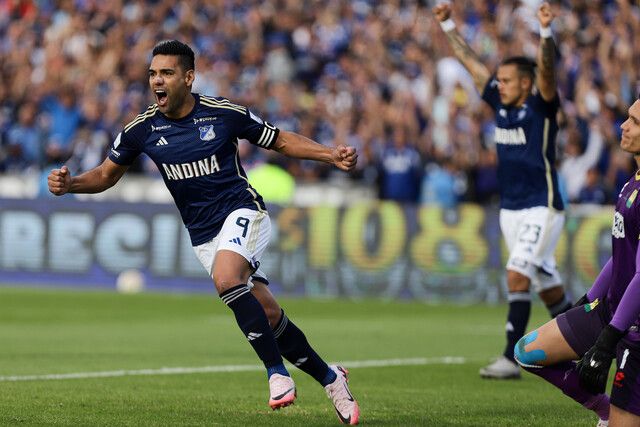 radamel_falcao_garcia_futbolista_de_millonarios_f.c_0.jpg