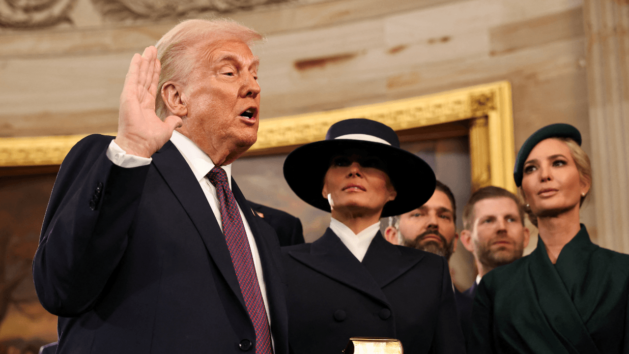 trump_y_putin_acuerdan_iniciar_negociaciones_para_acabar_con_la_guerra_en_ucrania.png