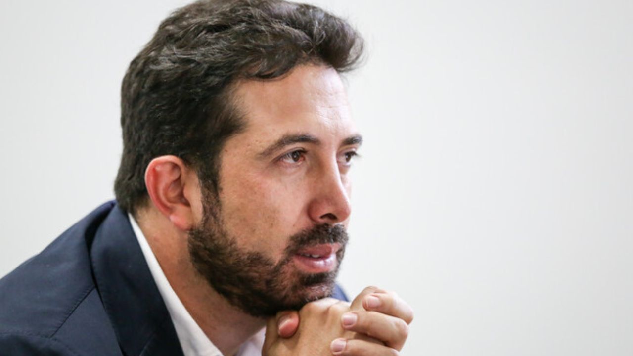 diego_guevera_ministro_de_hacienda_1.jpg
