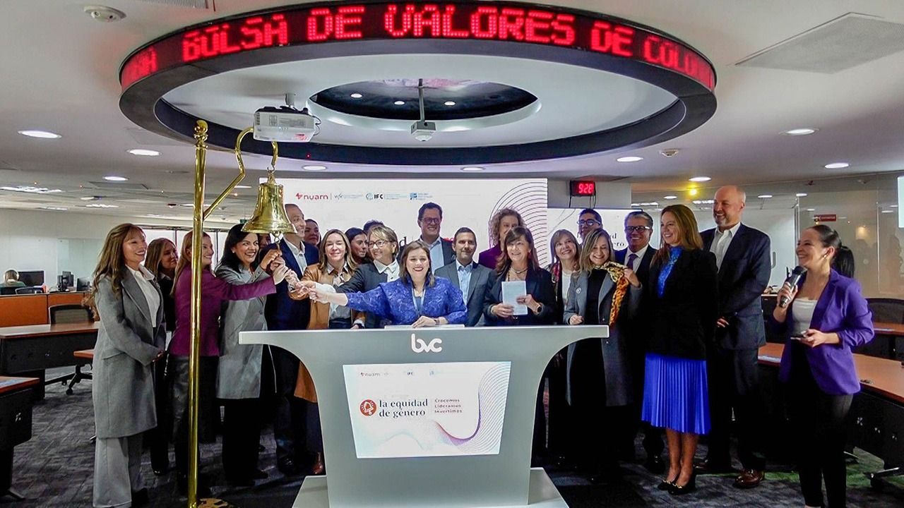 bolsa_de_valores_mujeres.jpeg