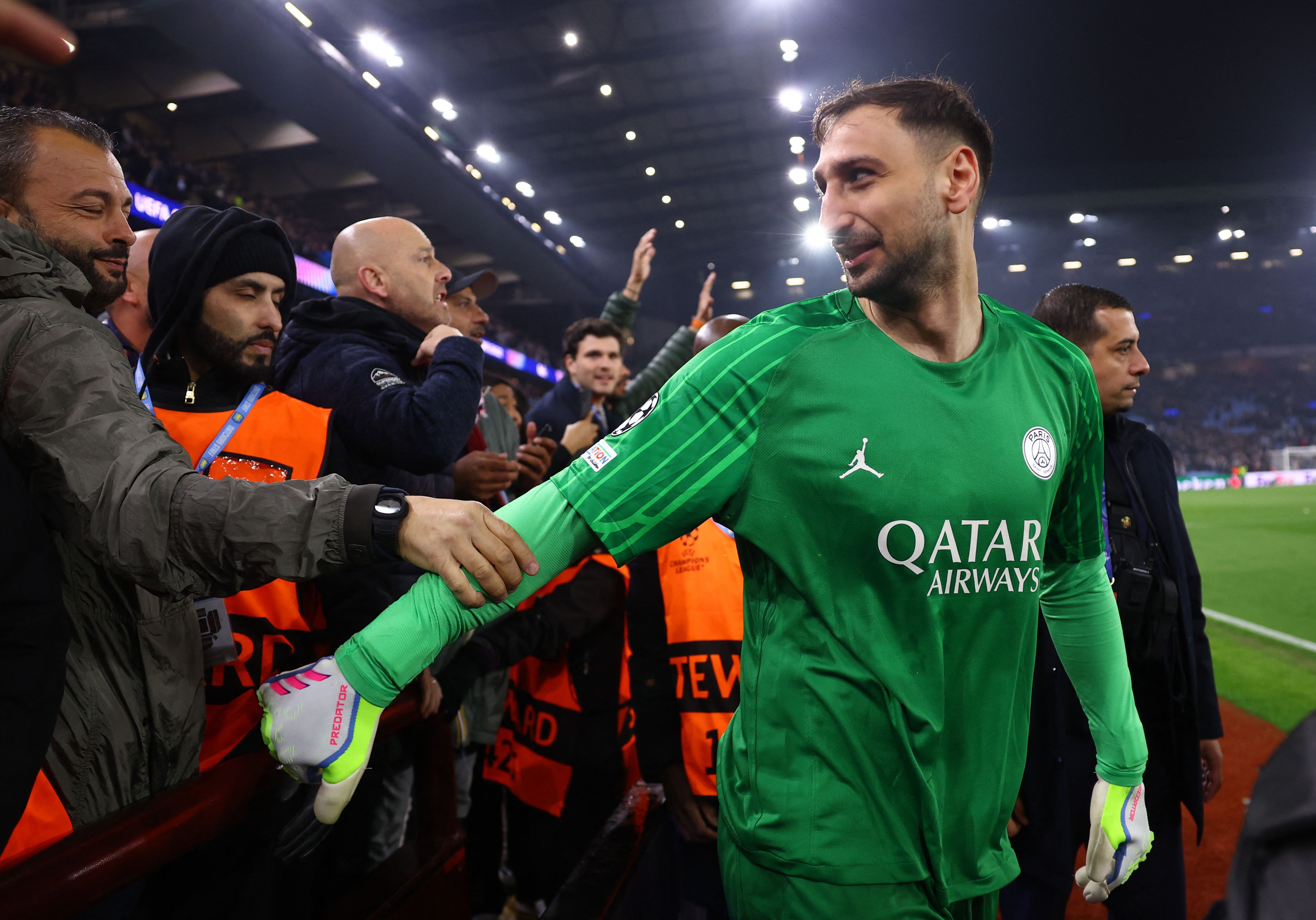 2025-04-15t210129z_901566696_up1el4f1mefrv_rtrmadp_3_soccer-champions-avl-psg-report.jpg