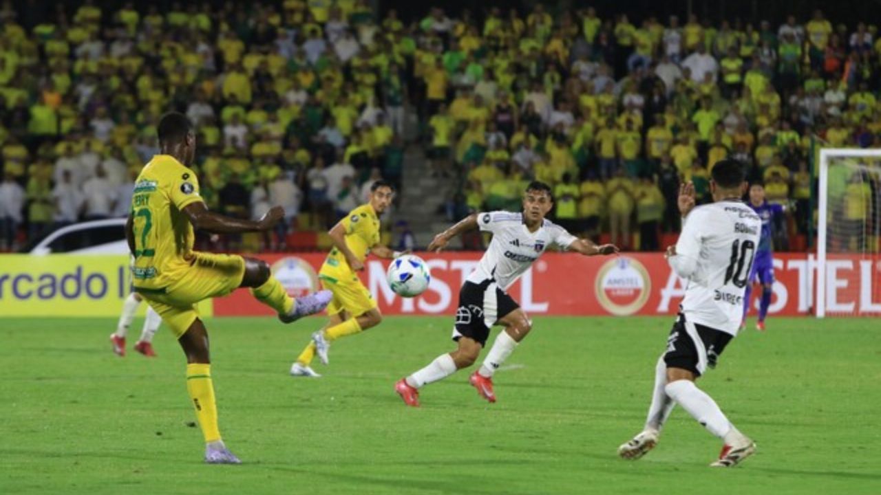 bucaramanga_vs_colo_colo_0.jpg