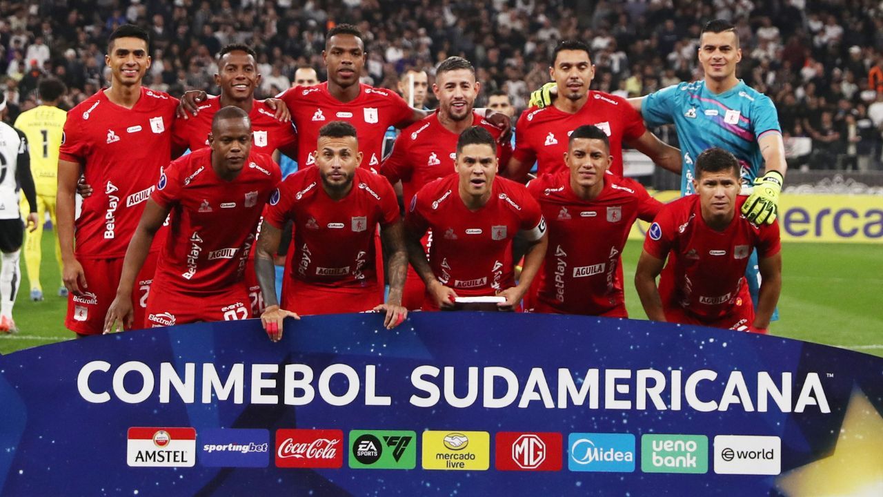 formacion_titular_de_america_en_copa_sudamericana.jpg