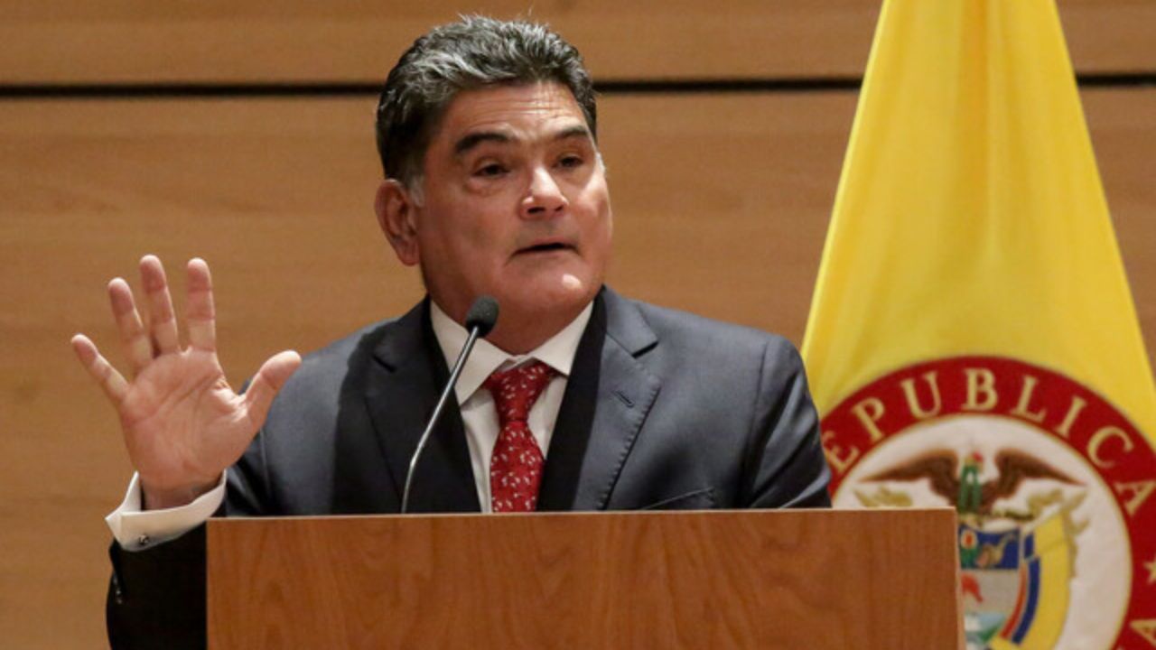 procurador_sobre_plan_pistola.jpg