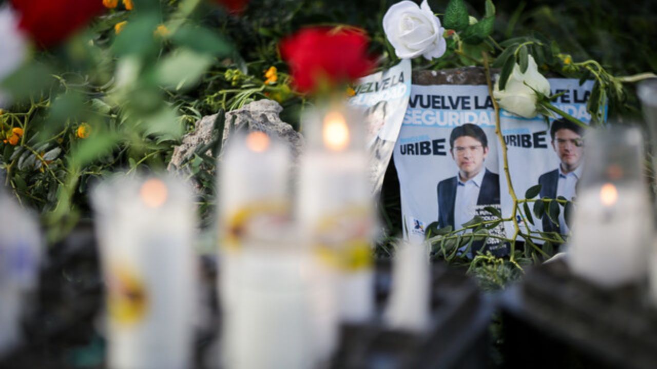 acto_conmemorativo_miguel_uribe_0_1.jpg