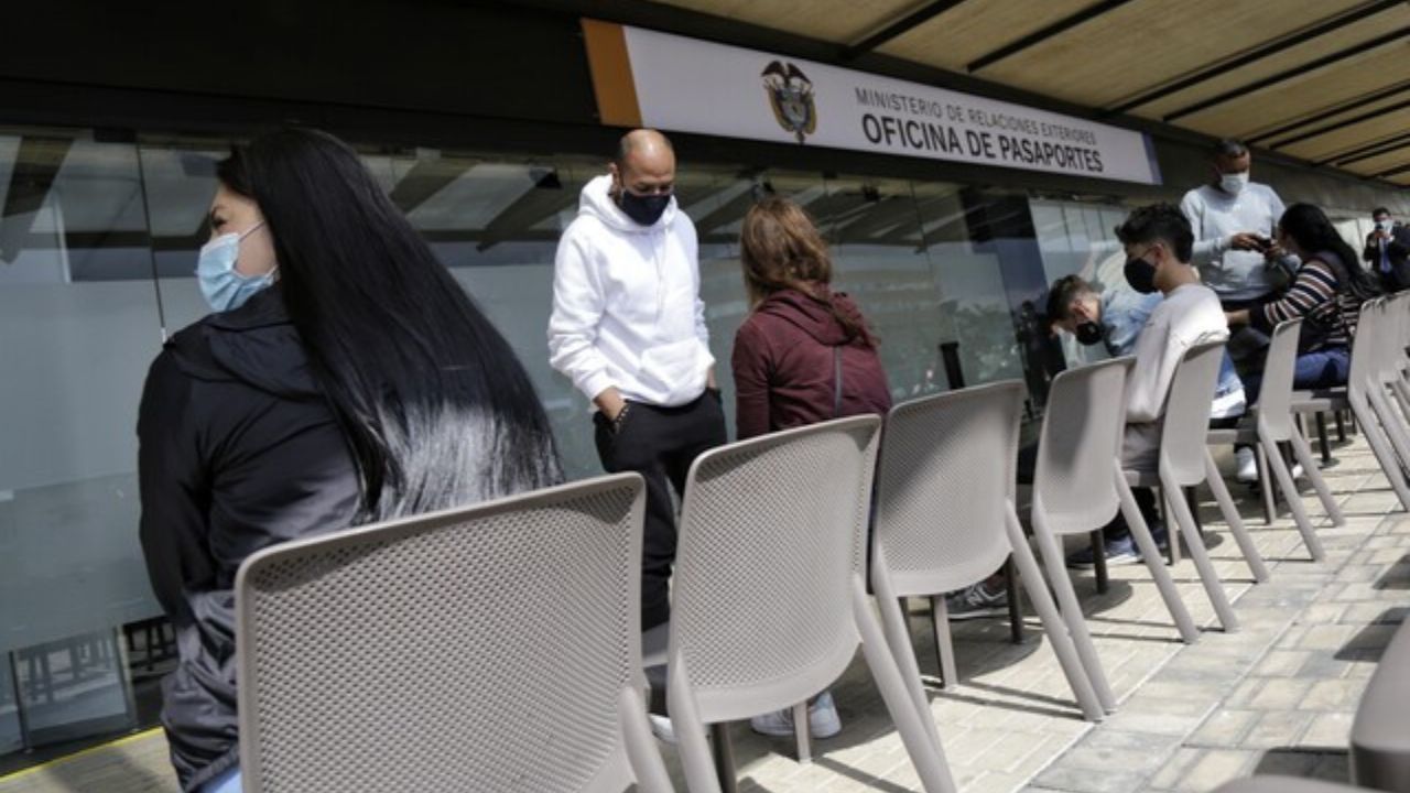 oficina_pasaportes.jpg
