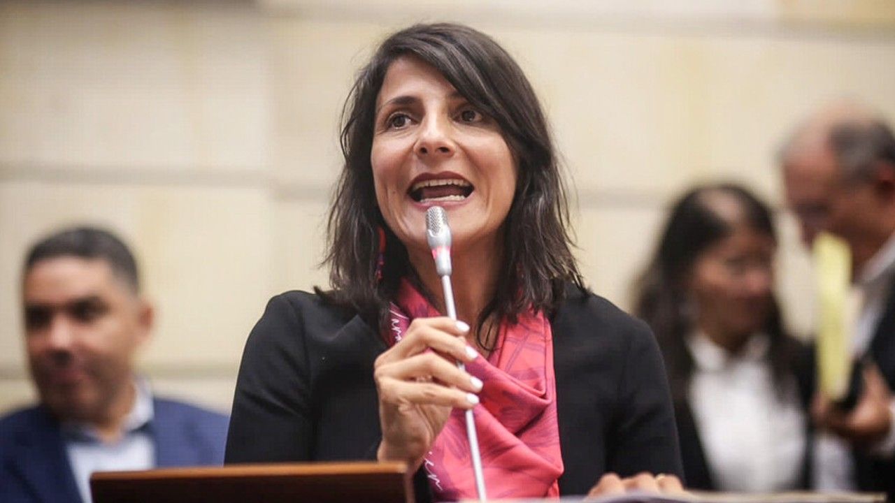 irene_velez.jpg