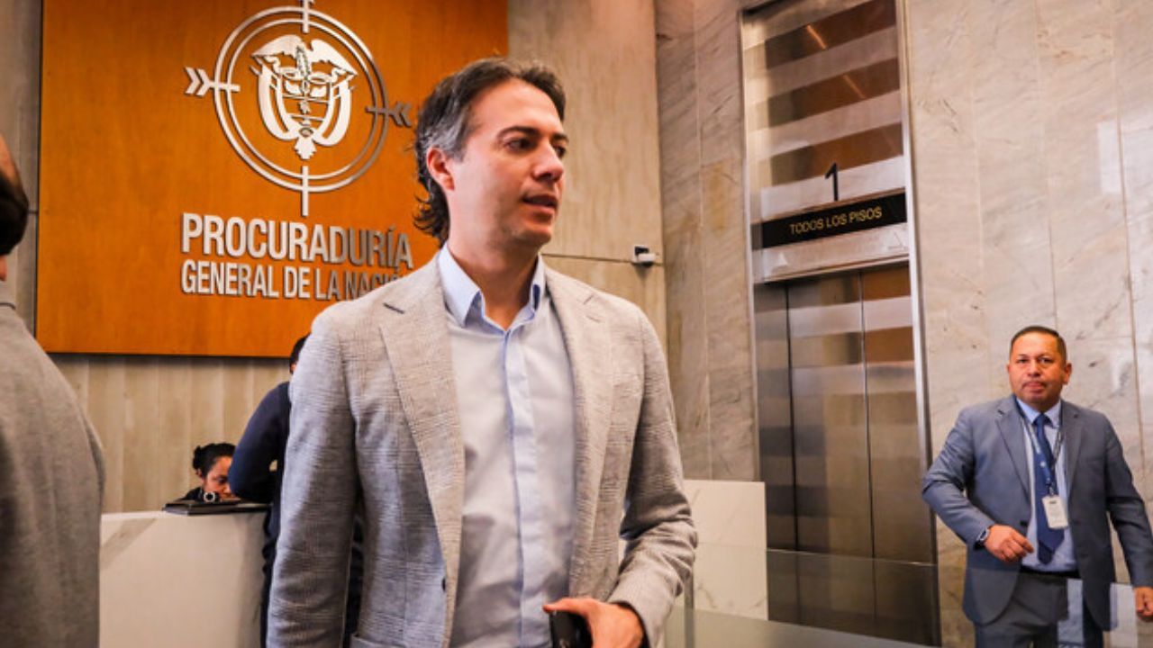 daniel_quintero_exalcalde_de_medellin_1.jpg