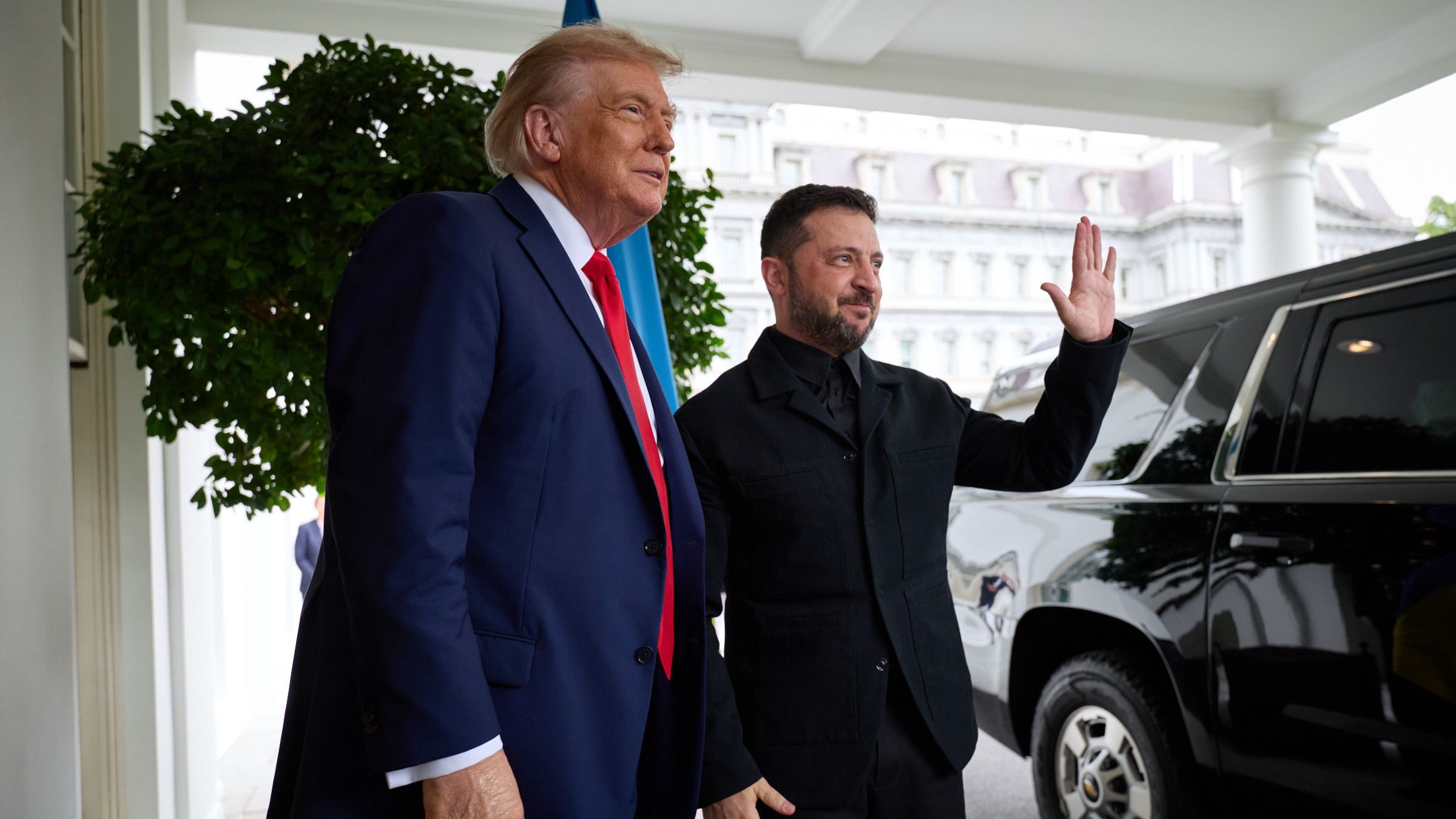 2025-08-19t114553z_527664531_mt1eyeim269144_rtrmadp_3_trump-meets-zelenskyy-in-oval-office.jpg