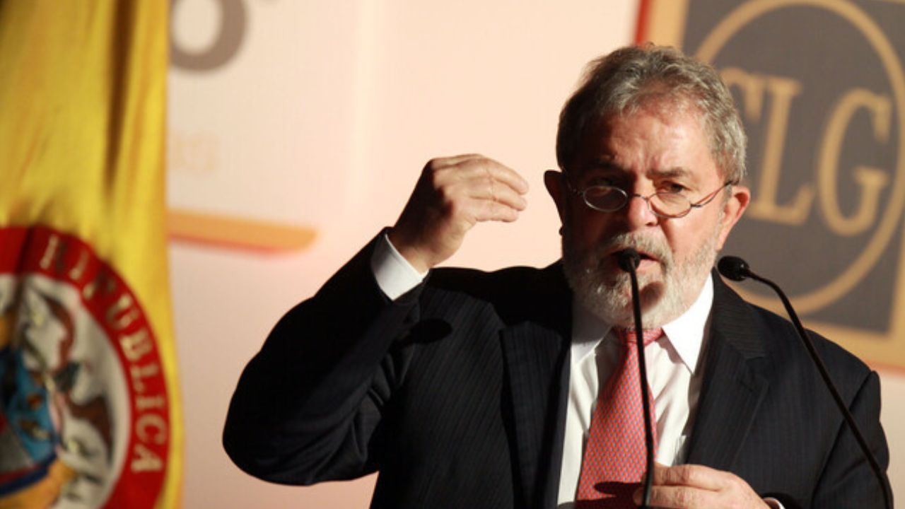 lula_da_silva_presidente_de_brasil_porpone_a_cbf.jpg