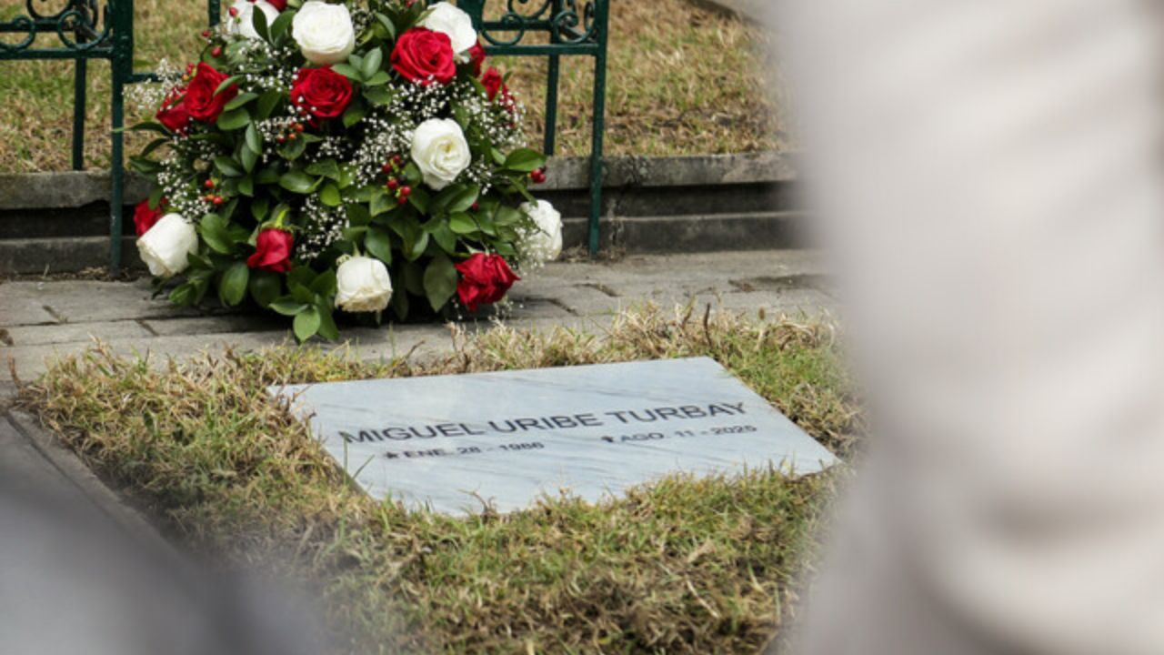 Miguel Uribe cementerio