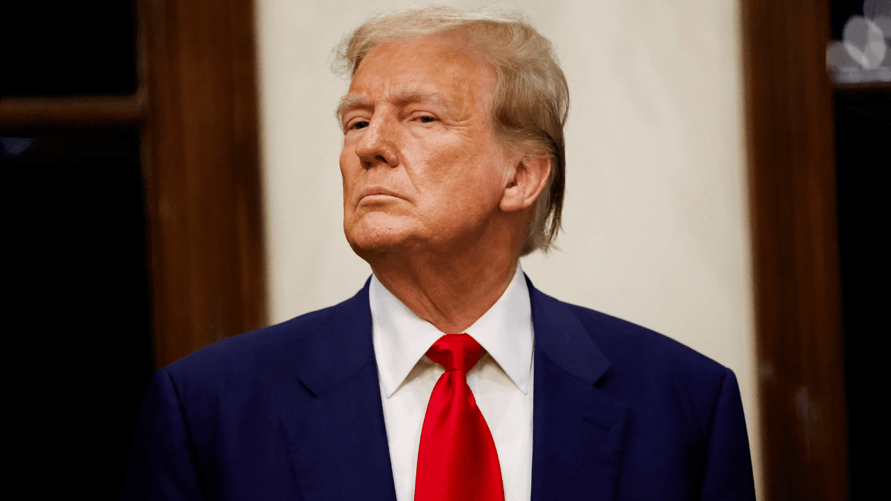 Donald Trump descertificación
