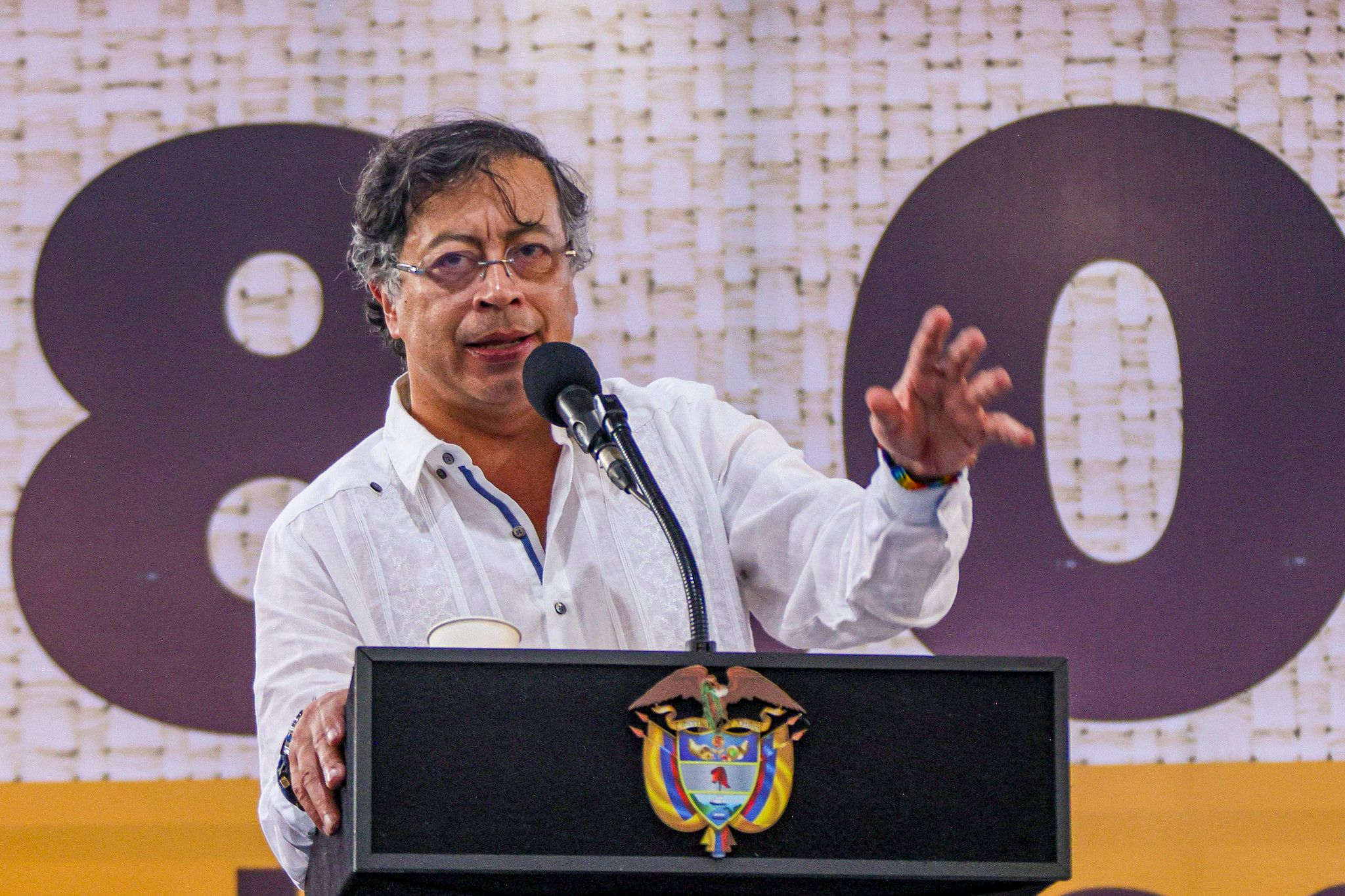 Gustavo Petro dorada 1