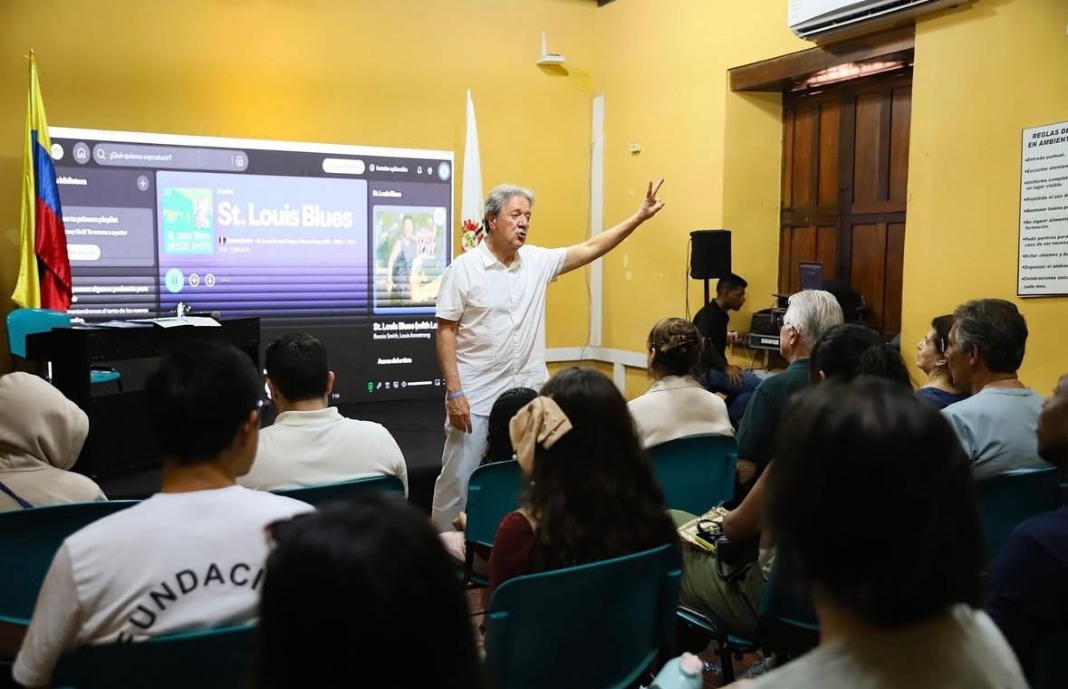 Óscar Acevedo, durante su taller en el Festijazz de Mompox 2025.