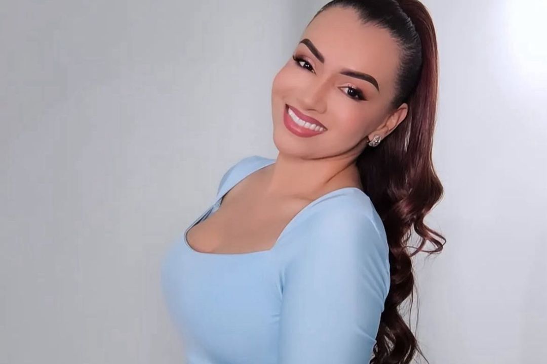 Marienela Cabrera 4