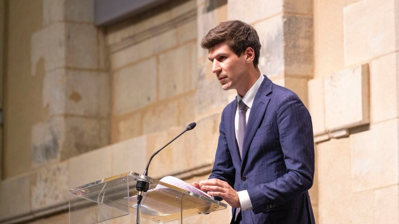 Charles Dupont, portavoz