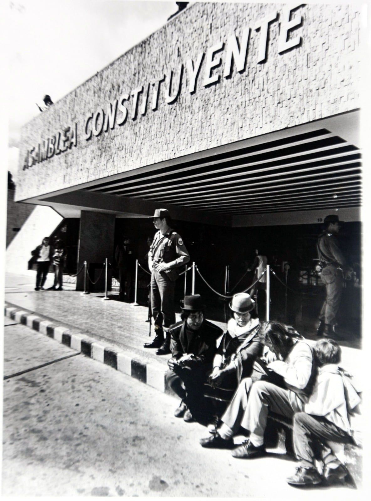 sitio_de_la_constituyente_1991.jpeg