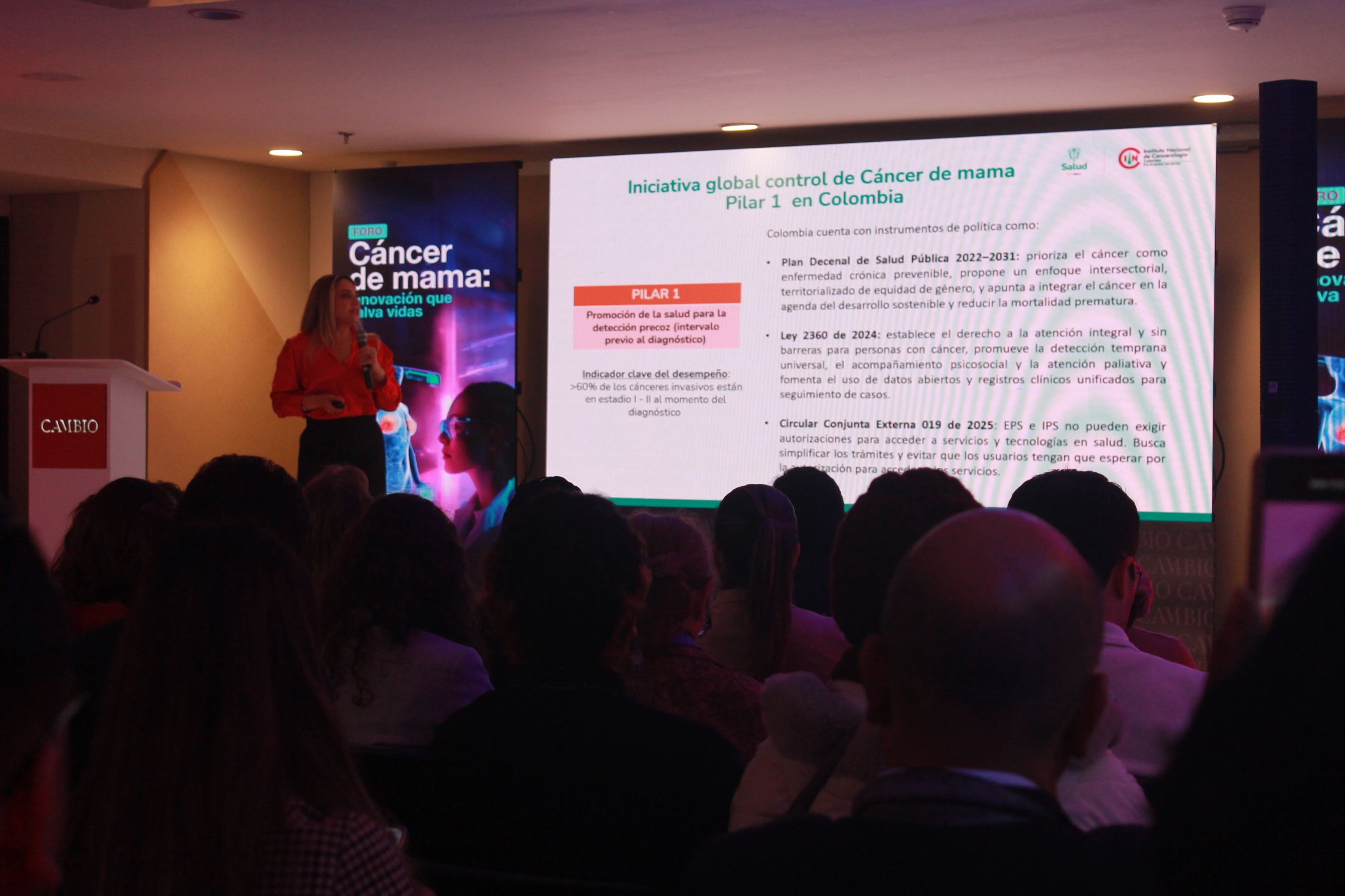 En la conferencia inicial, Devi Puerto Jiménez habló sobre el panorama del cáncer de mama en Colombia