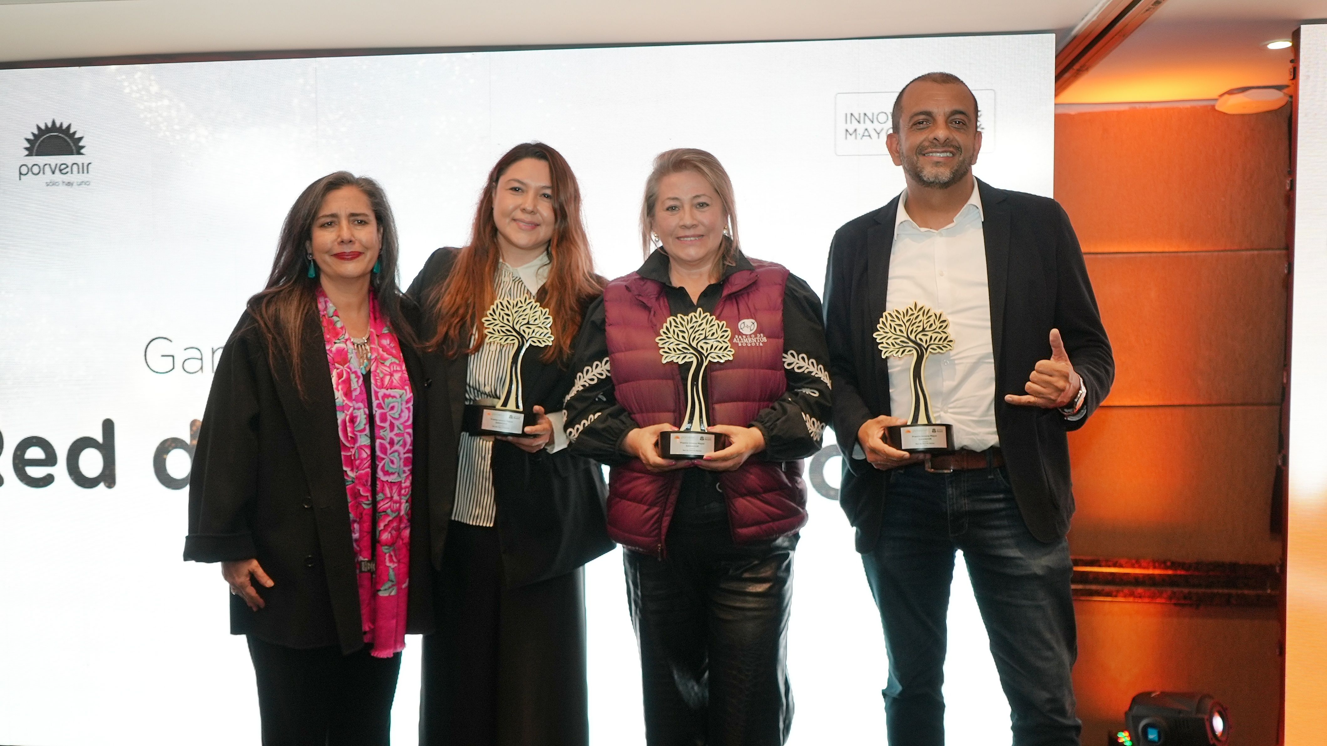 Ganadores de la categoría Red de Valor Senior del Premio Innova Mayor.