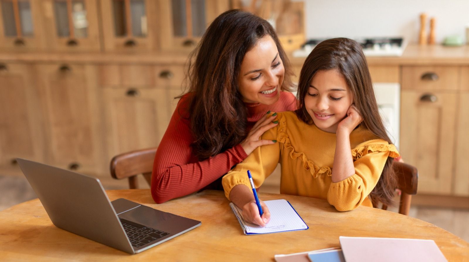 Relación niños con el dinero