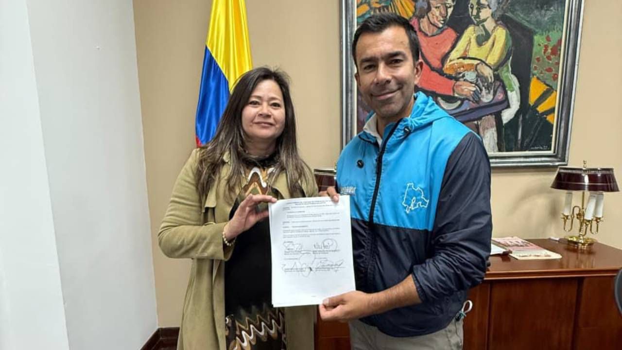 Jorge Emilio Rey Ángel, y Mafe Rojas
