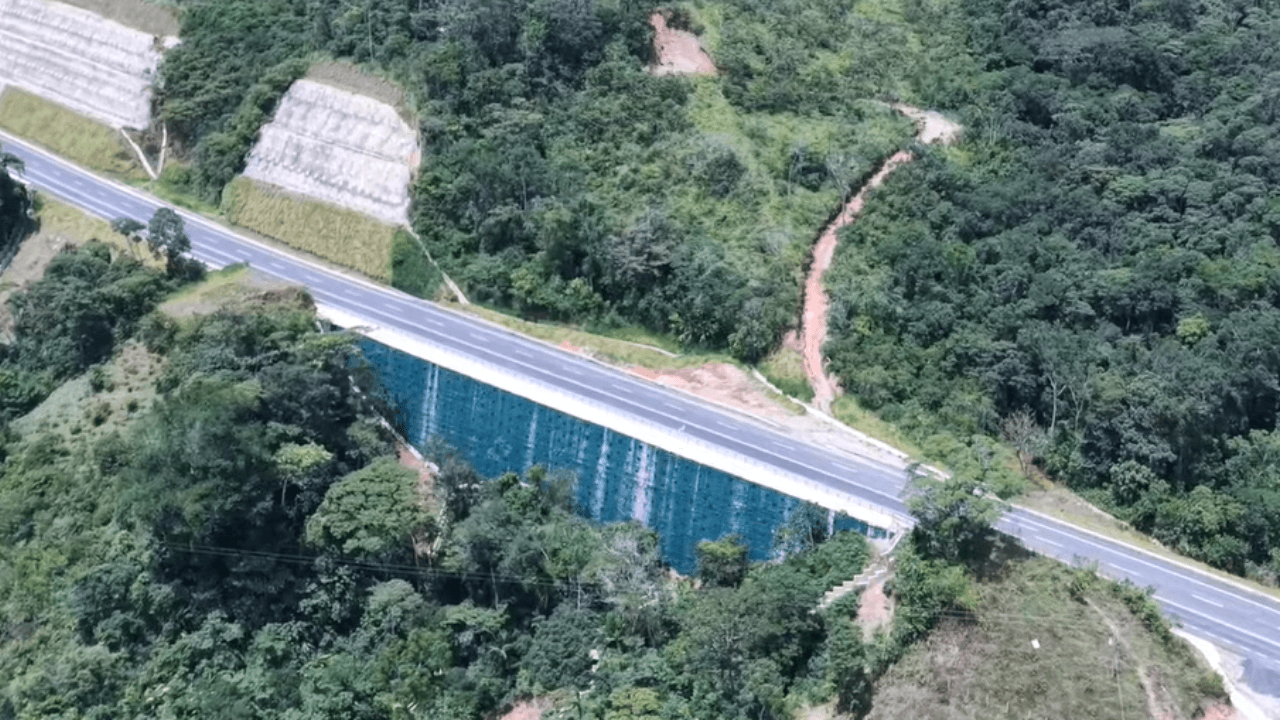 Autopista Río Magdalena 3