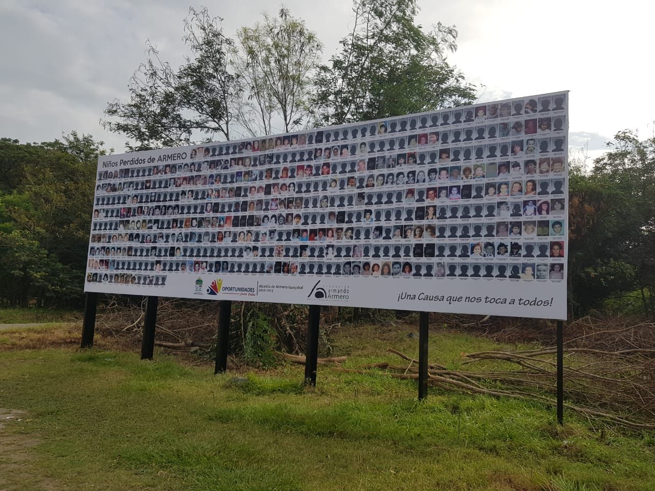 Cartel niños perdidos de Armero