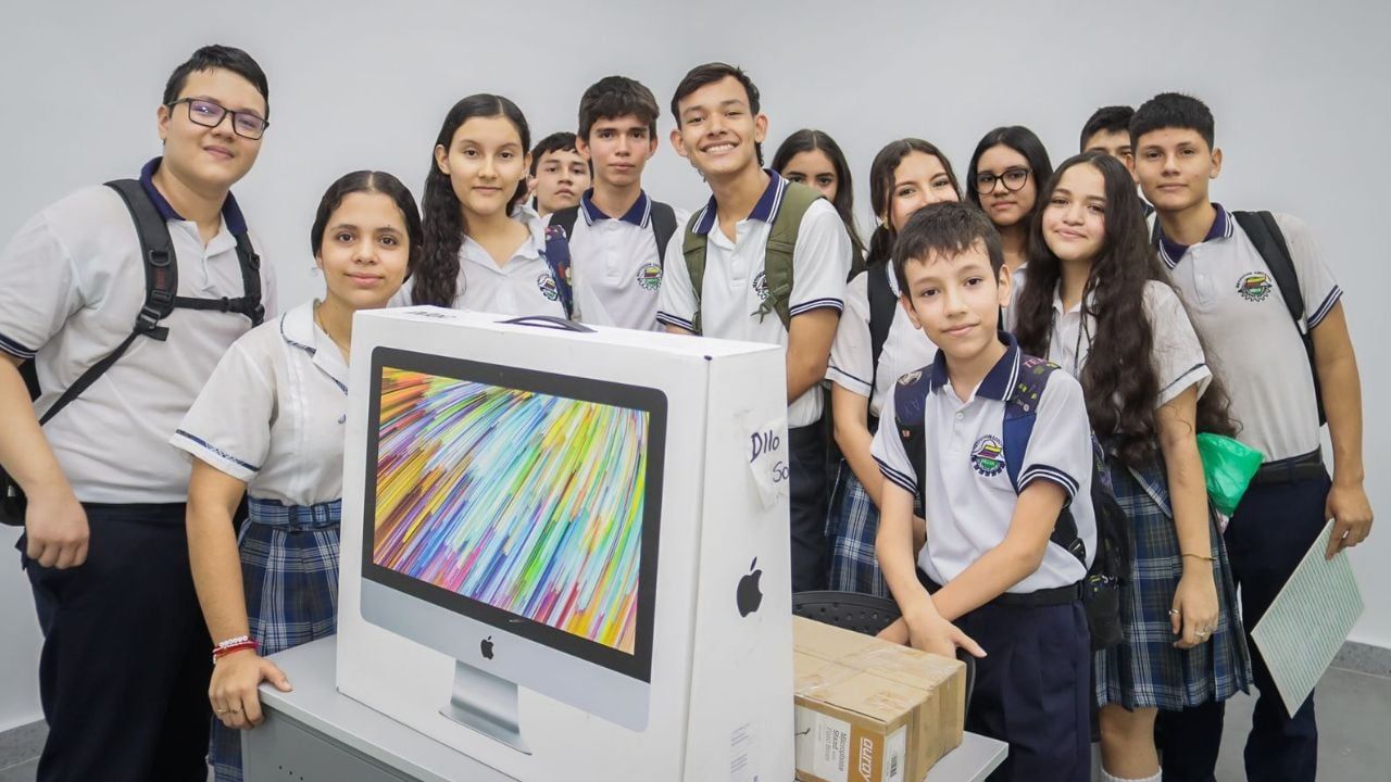 Contraloría Colegio Neiva...