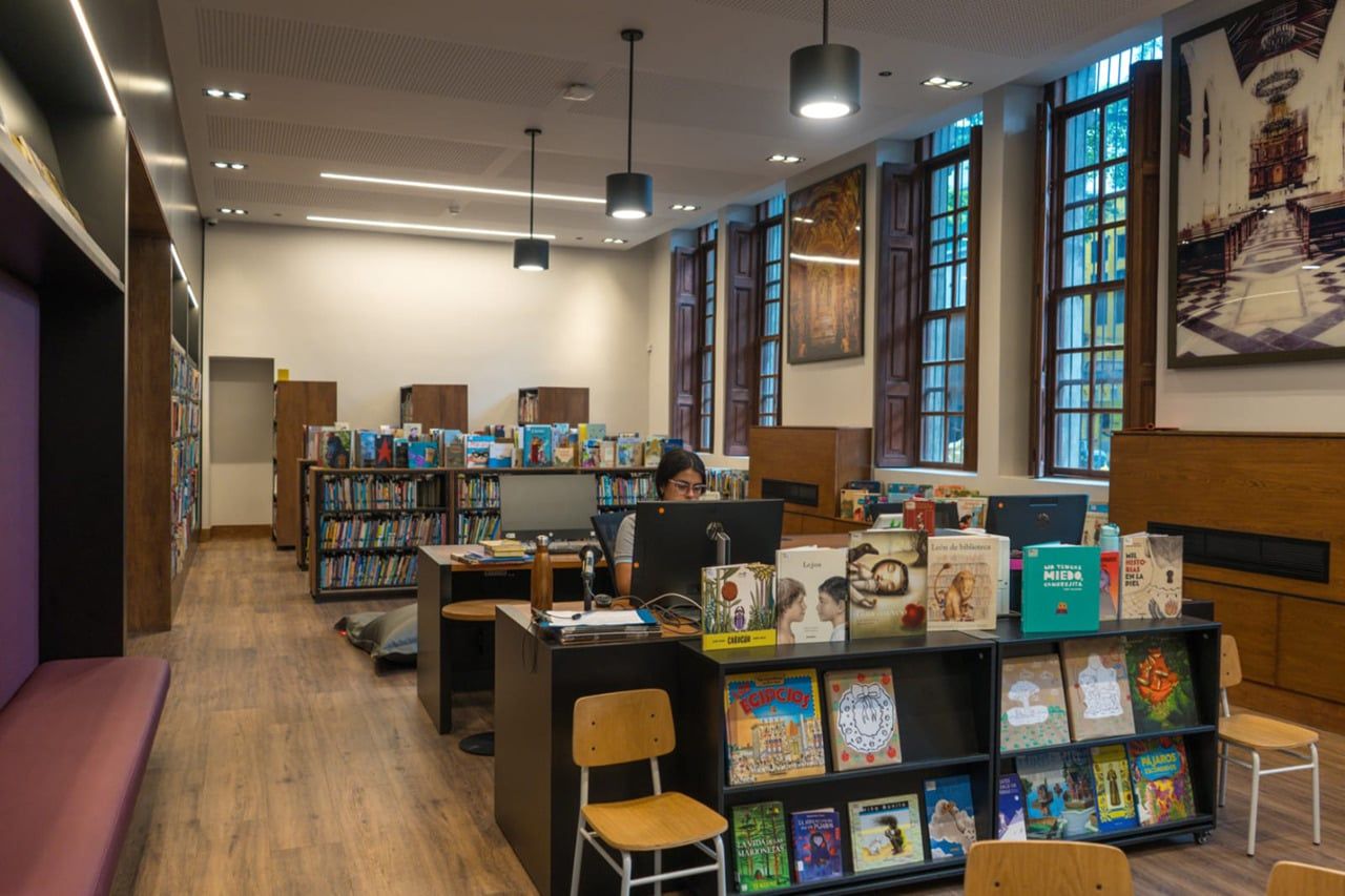 Biblioteca infantil del Claustro San Ignacio.