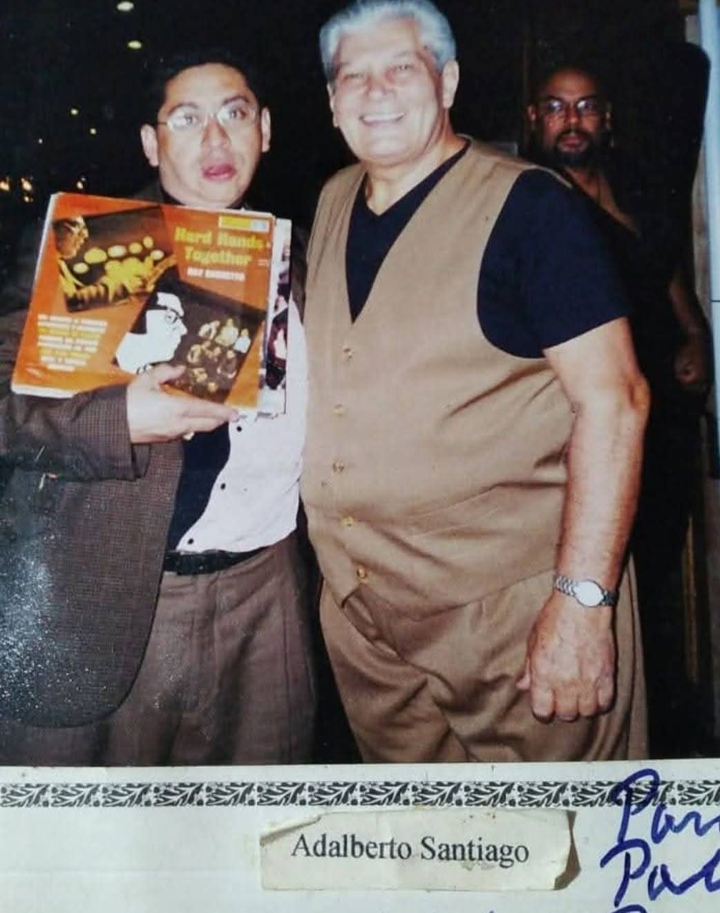 Orlando Vargas con Adalberto Santiago