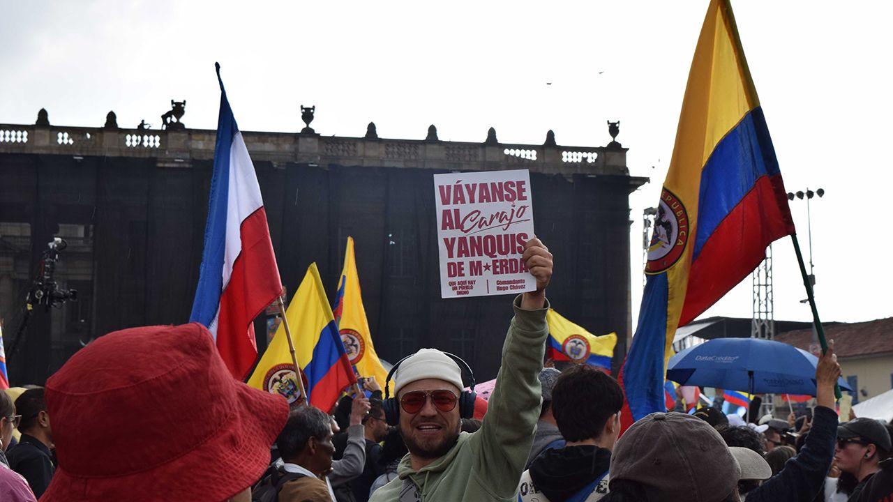 Protesta anti intervención de Estados Unidos