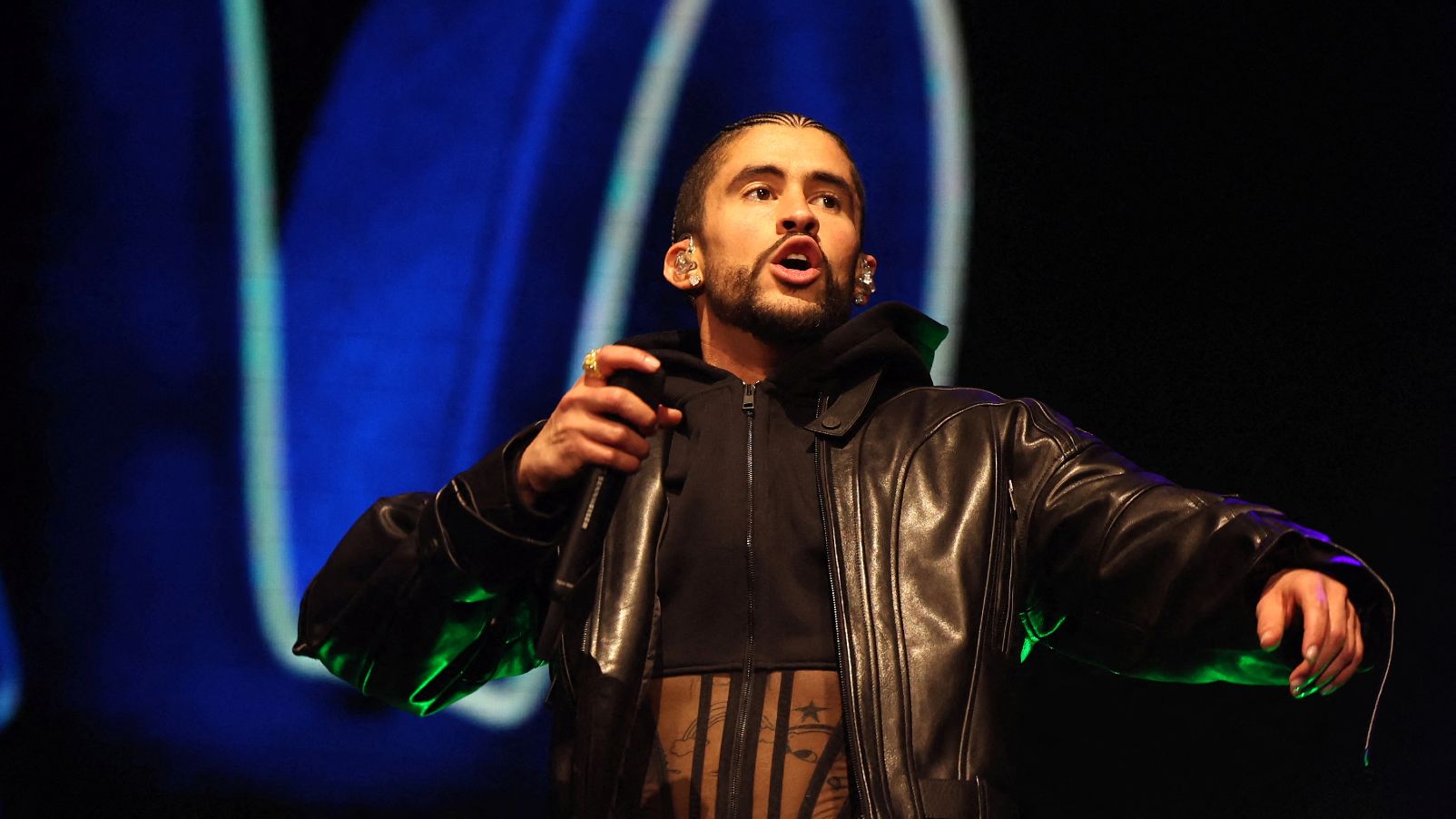 photologuephotos2023-04bad_bunnyjpg