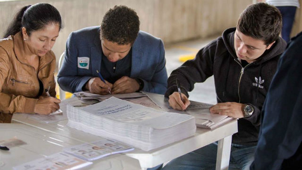 photologuephotos2023-10jurado_de_votacionjpg