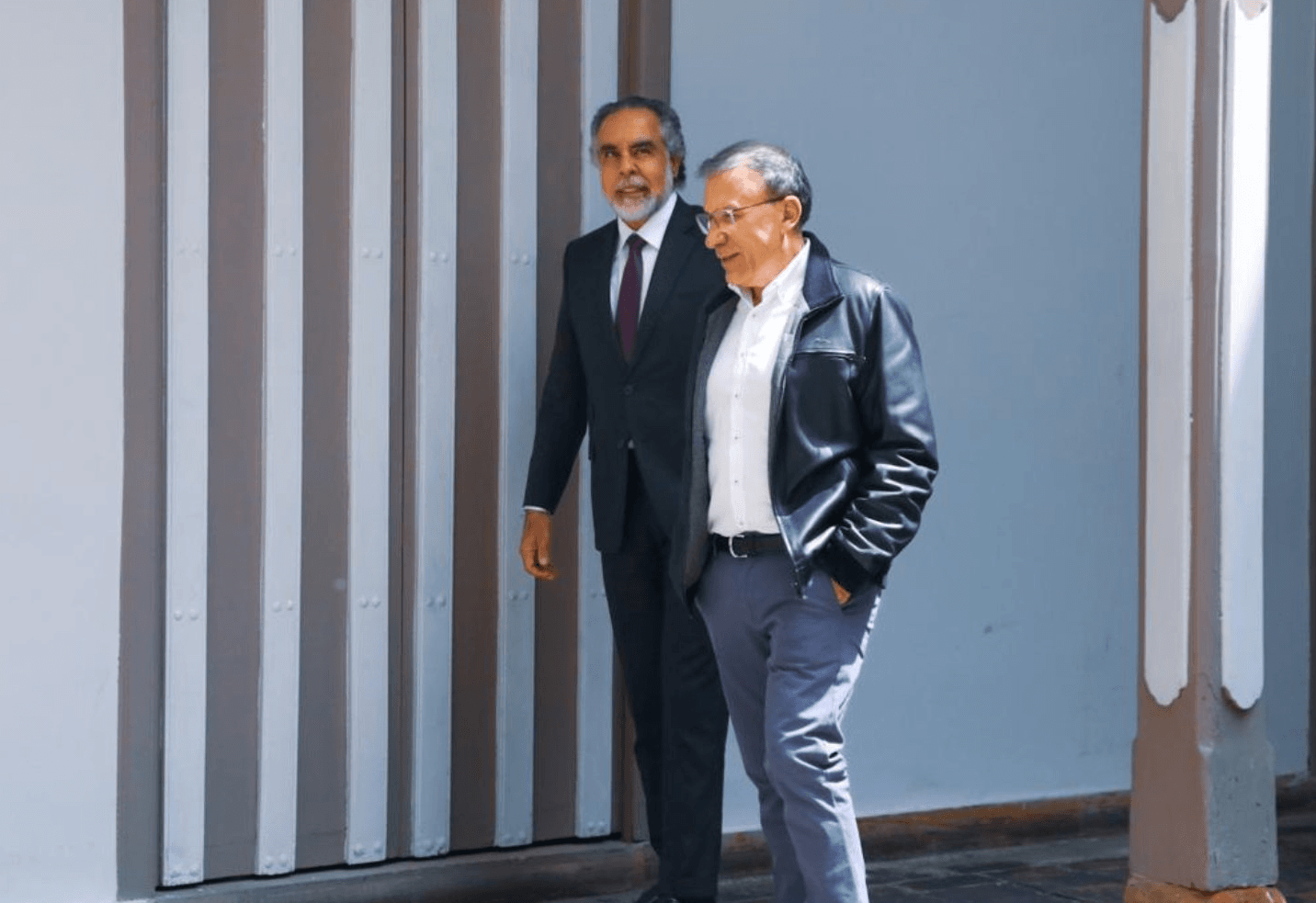 Roy Barreras y Armando Benedetti, ministro del interior, en una foto tomada en los últimos días. Foto de la cuenta @EspinosaRadio.