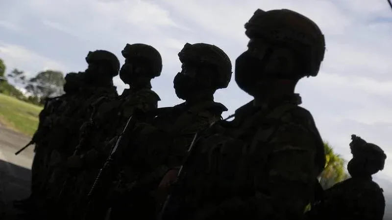 ataque con drones militares