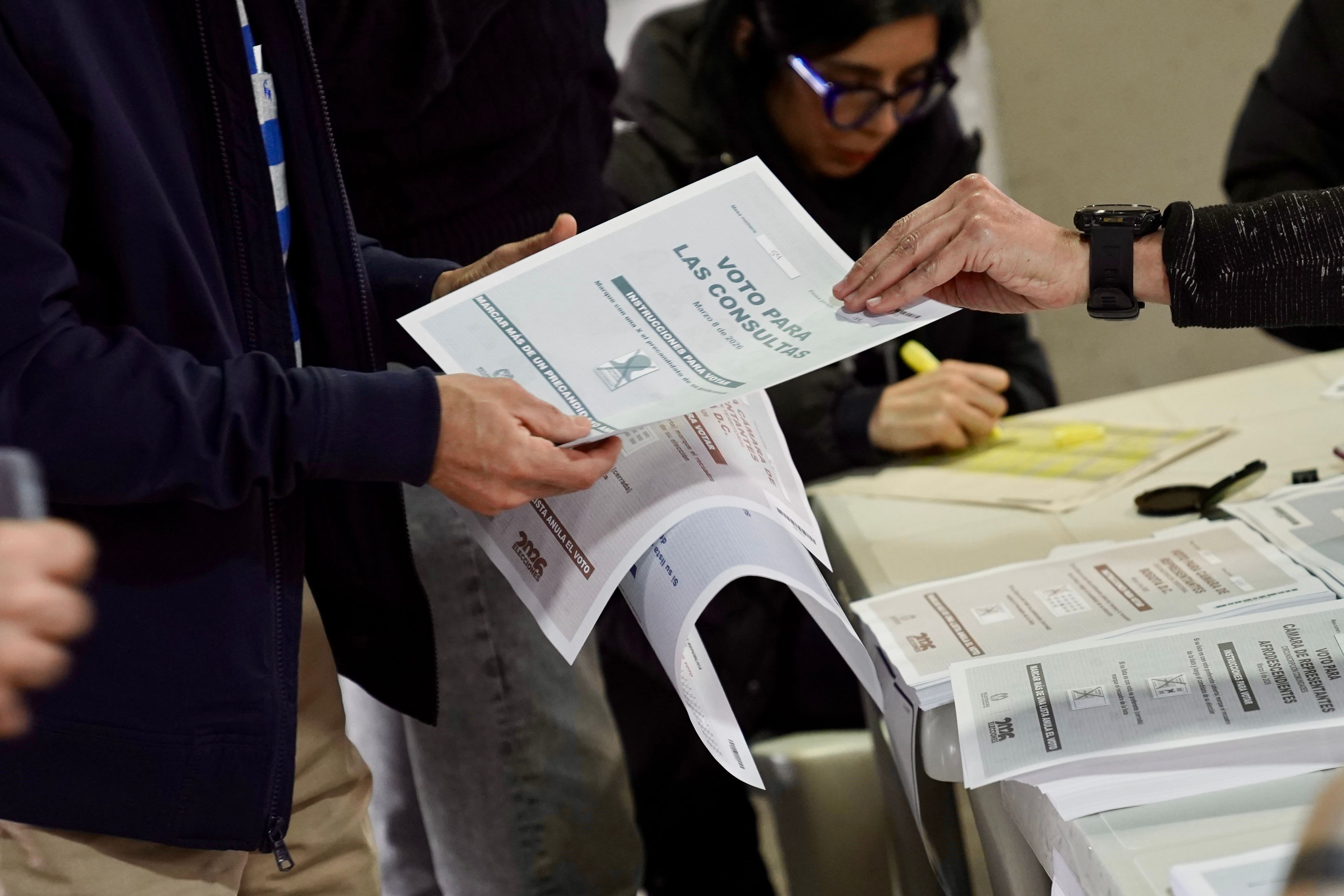 elecciones 8M tarjetón