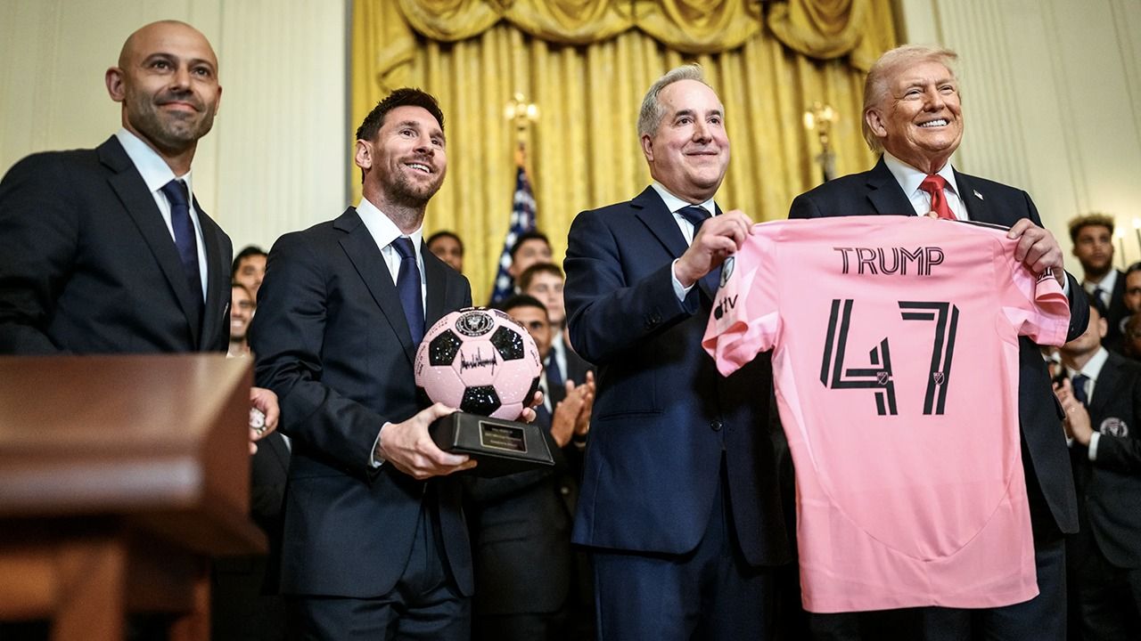 Donald Trump, Lionel Messi, Javier Mascherano y el empresario Jorge Mas en la Casa Blanca.