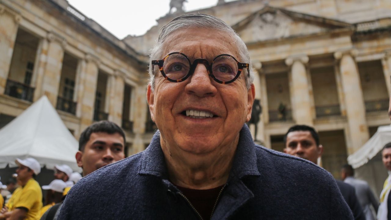 César Gaviria en jornada electoral