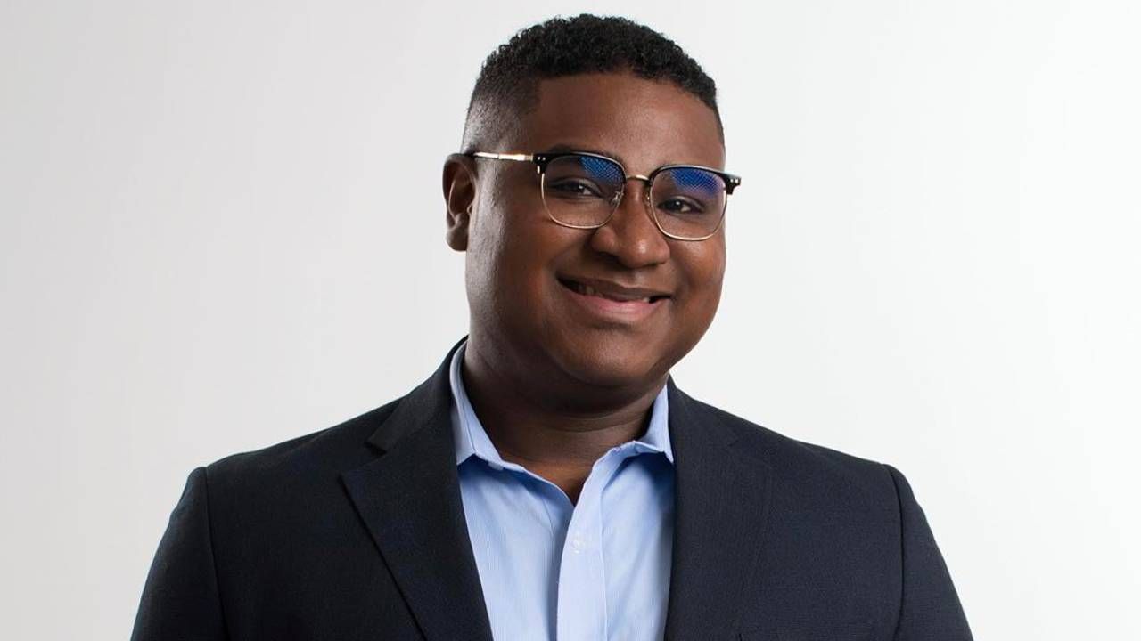 Óscar Benavides, líder afro y congresista para el periodo 2026-2030