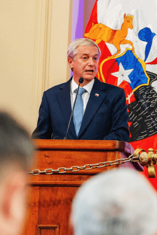José Antonio Kast durante un discurso tras confirmarse su victoria en la segunda vuelta