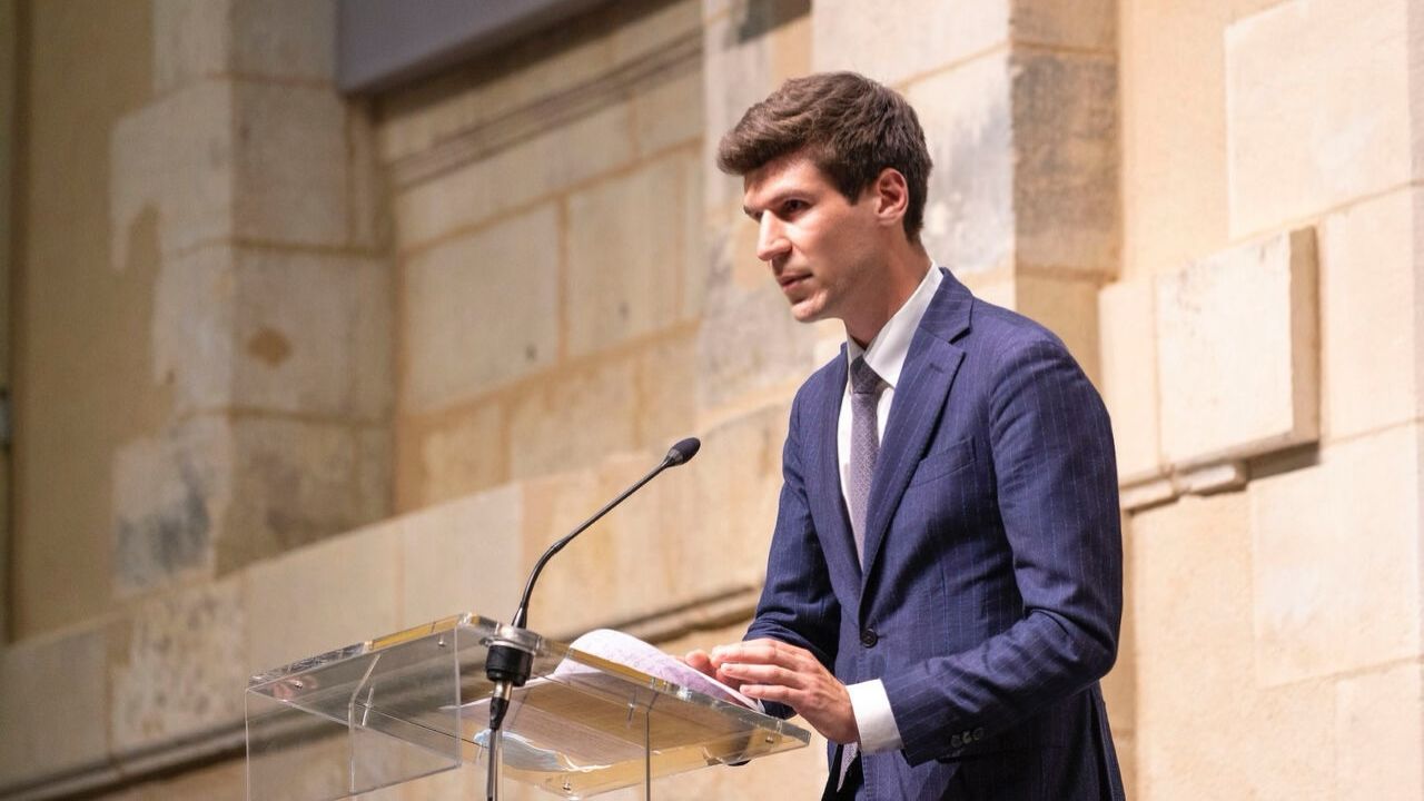 Charles Dupont, portavoz